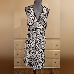 A.N.A. Black and White Backless Dress Halter Dress – Black & White